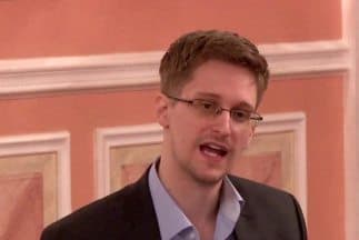 Edward Snowden es uno de los hombres más buscados por EEUU.