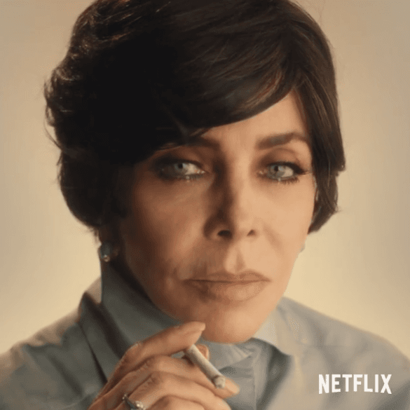 La actriz se sintió en conflico ante la afición de Virginia por lo que pidió consejo a sus hijos Christian y Michel. "Me dijeron: 'Mamá, es lo menos que puedes hacer. Hello. Qué antigua. Lo que menos puede hacer una señora de tu edad en la pantalla es fumar marihuana', Empecé a checar Netflix y me clavé y dije: 'Sí, todo el mundo se mete cosas y yo aquí como zonza'".