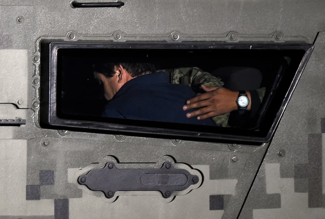 Defensa de 'El Chapo' lucha contra la extradición ante la posibilidad de que su cliente enfrente la pena de muerte