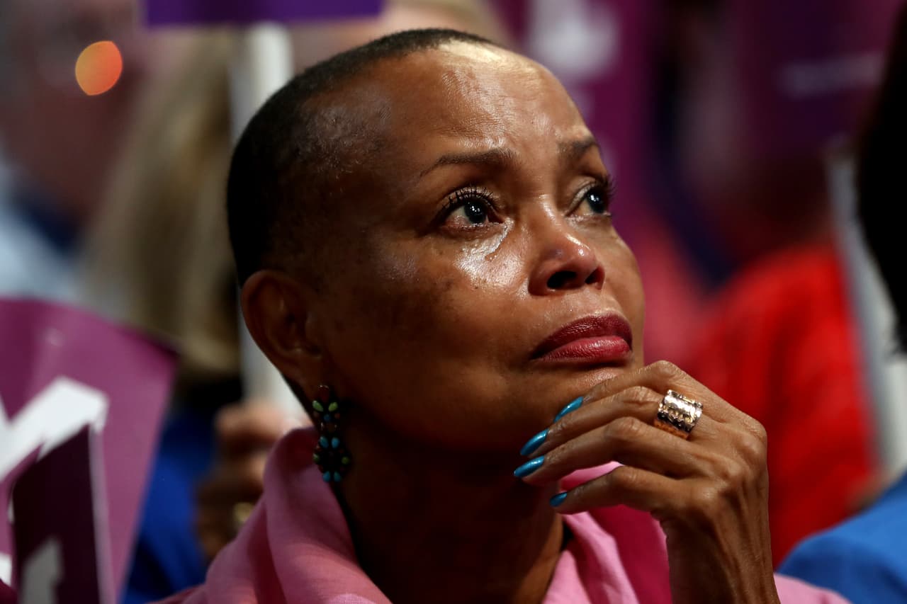 Michelle Obama celebró haber visto crecer a sus hijas afroamericanas en una casa que fue construida por esclavos.