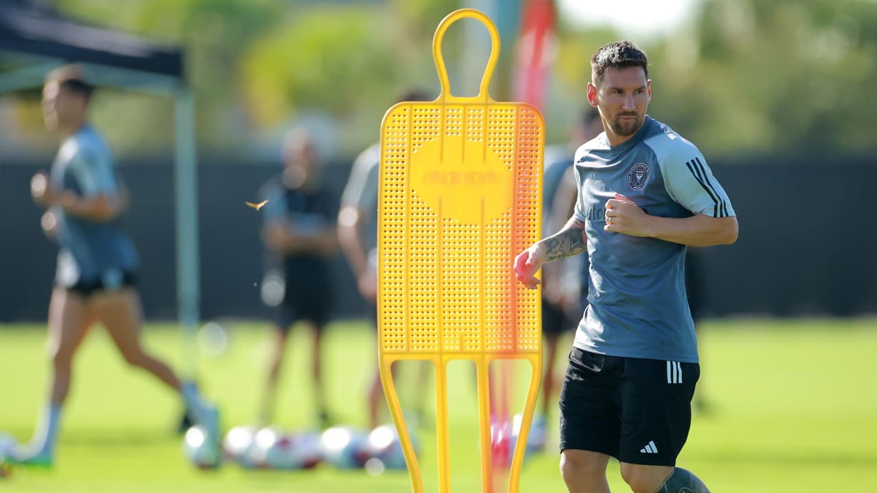El astro del futbol mundial Lionel Messi hizo este martes 18 de julio su primera práctica con el Inter Miami CF, su nuevo equipo de la MLS.