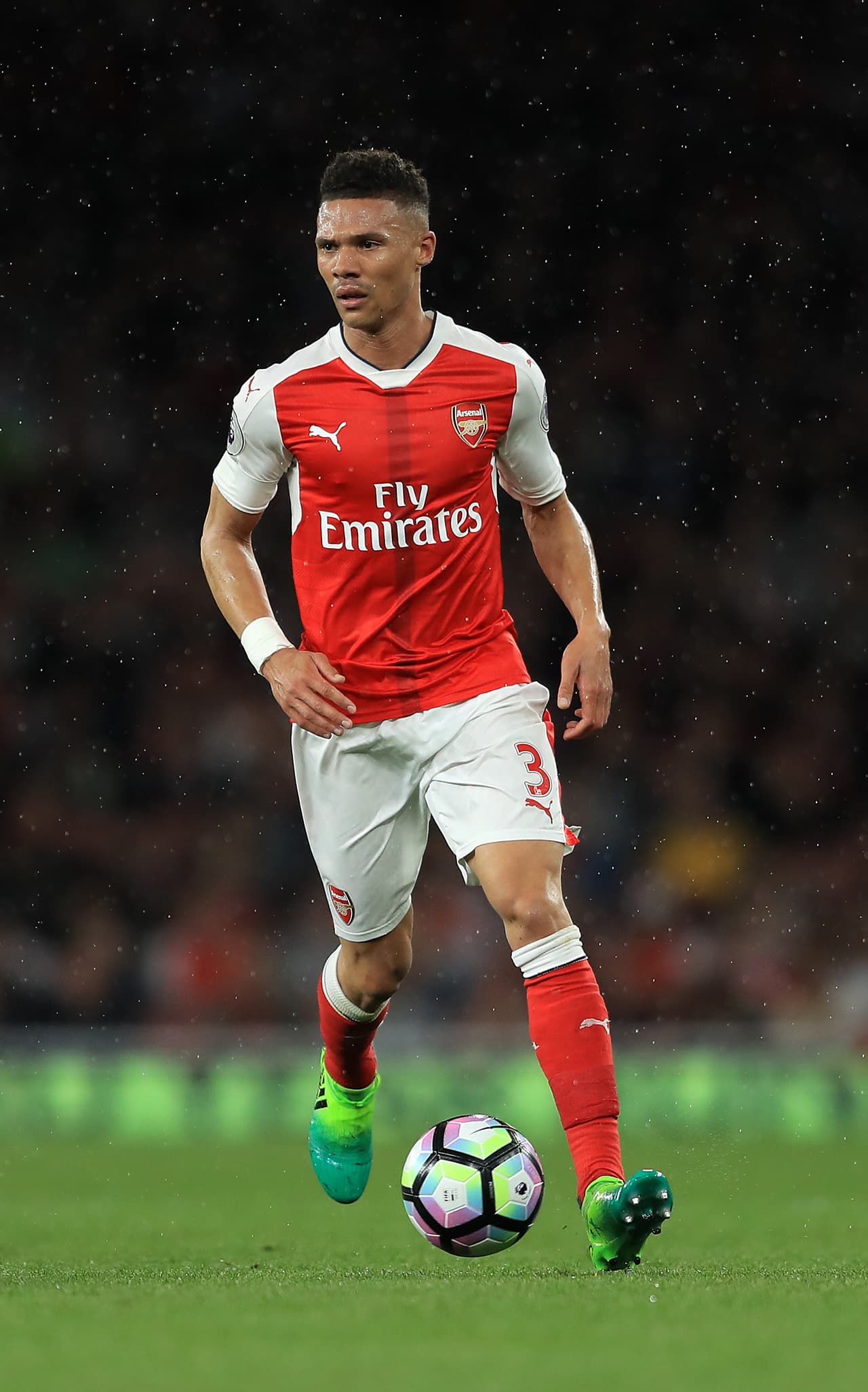 Así mismo, Kieran Gibbs estaría listo para partir al Watford.