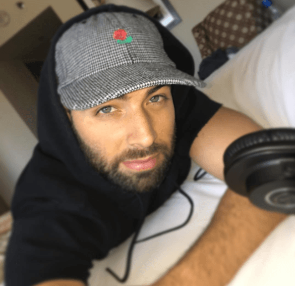 El actor y músico nacido en Miami Jencarlos Canela celebró el Día del Padre con un emotivo mensaje que recibió a través de sus redes sociales.