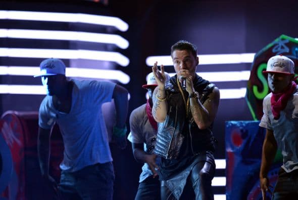 El colombiano le puso mucho ritmo al escenario.