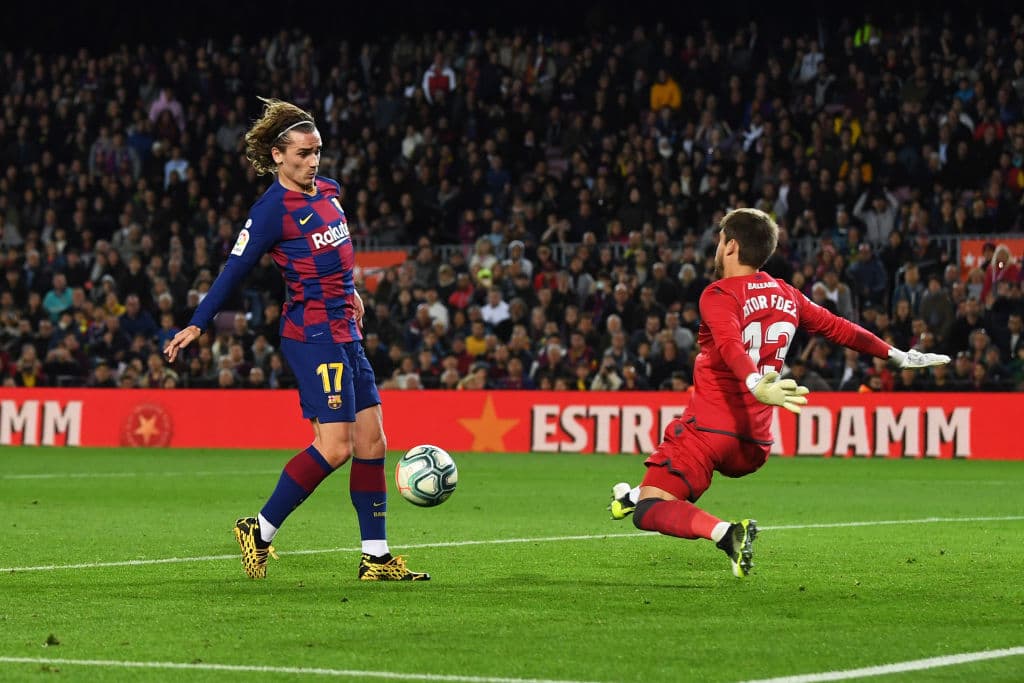 El Barcelona venció al Levante 2-1 con doblete de Ansu Fati, que consiguió un nuevo récord: el jugador más joven en marcar dos goles en los 91 años de La Liga. El Barça llegó a 46 puntos y sigue debajo del Real Madrid.