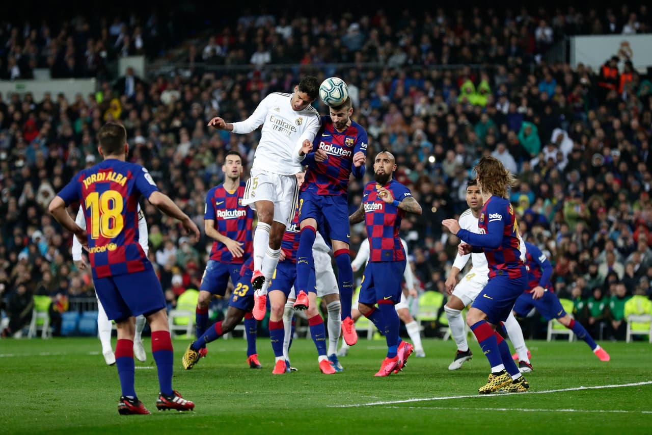 Barcelona y Real Madrid, en plena lucha por el título de liga.