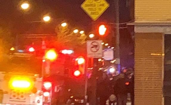 Balean a un hombre en la pierna desde un vehículo en movimiento en el suroeste de Chicago