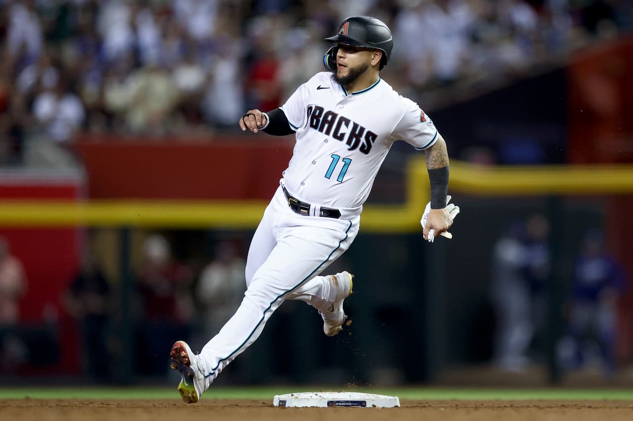 <b>José Herrera (11)</b>
<br>Receptor
<br>26 años
<br>Originario de San Carlos, Venezuela
<br>Llegó al equipo de los Diamondbacks en julio de 2013 como agente libre con un contrato de ligas menores. En octubre de 2023 entró al roster principal.