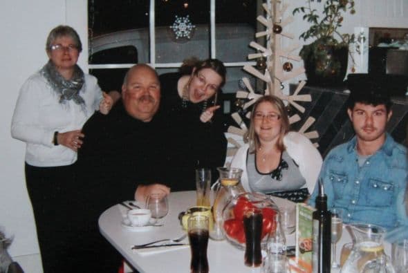 Poco a poco su esposa Diane y sus hijos comenzaron a ver los cambios y las mejoras que su padre obtenía.