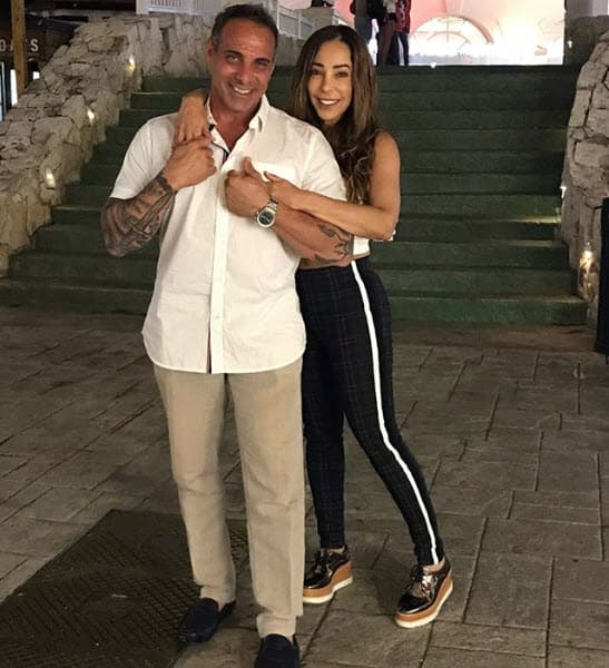 Gelena Solano y Steve Cutuli comparten con sus seguidores sus divertidos videos y detalles que tienen como pareja.