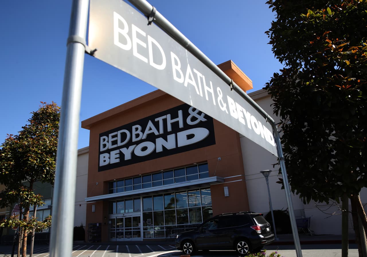Bed Bath & Beyond se suma a la lista de quienes comienzan por adelantado el Viernes negro. Por primera vez, se saltará el día feriado y abrirá sus puertas a las 5 de la tarde.
