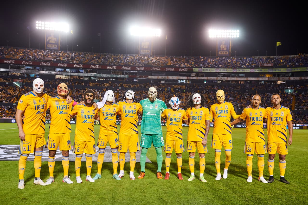 Con doblete de André-Pierre Gignac, Tigres venció a Chivas en el ‘Volcán’ y se metió de lleno en los puestos por calificar directo a Cuartos de Final, mientras que el Rebaño Sagrado está al borde del rotundo fracaso.