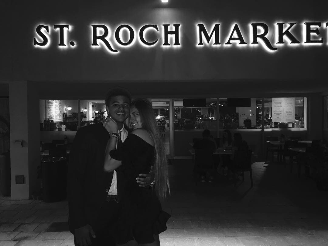 En una imagen que compartió en noviembre de 2018, la pareja luce feliz.