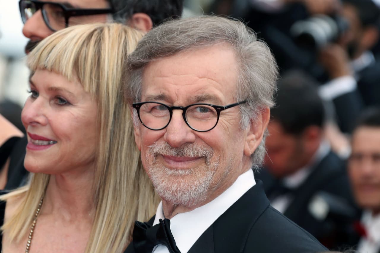 Al respecto, Mikaela contó que percibió a sus padres "intrigados, pero no enfadados" ante su decisión.