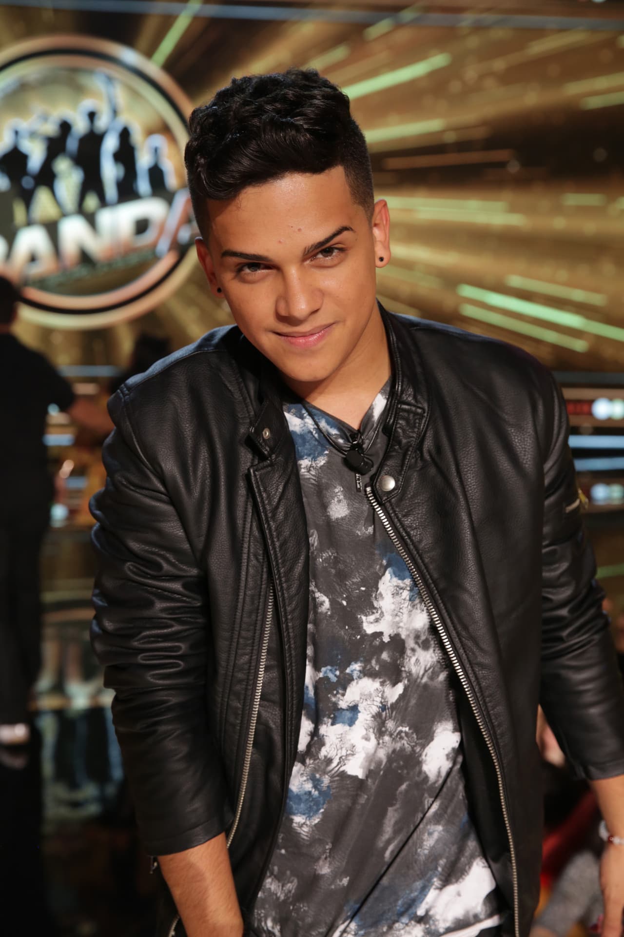 Quizá sea uno de los chicos que esté a punto de cumplir su sueño de pertenecer a una banda.