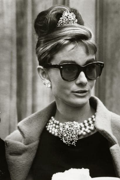 Luego de haber tomado la decisión de prestar imágenes exclusivas de su madre a la Galería Nacional de Retratos de Londres, Sean Ferrer y Luca Dotti, sus hijos, ahora no saben qué hacer.