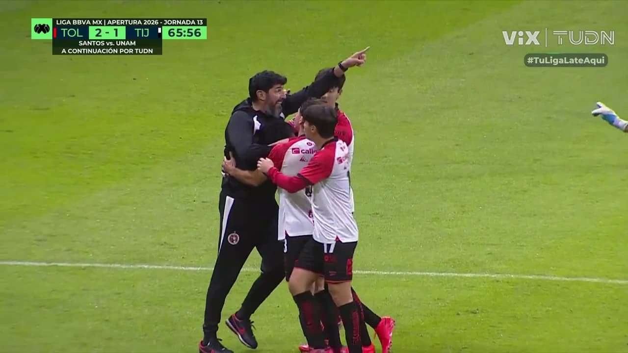 ¡Abreu enloquece, se mete a la cancha y lo expulsan!