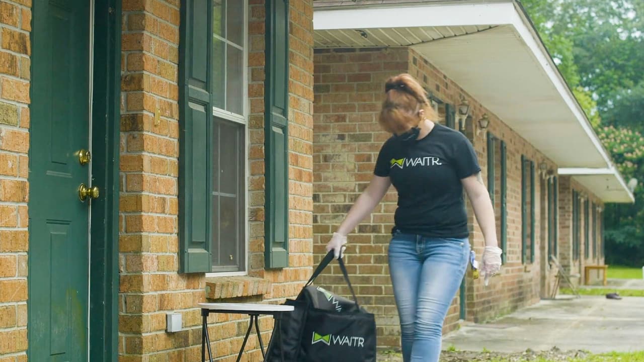 ¿Estás buscando trabajo? Empresa está contratando 200 repartidores de comidas en el área de Houston