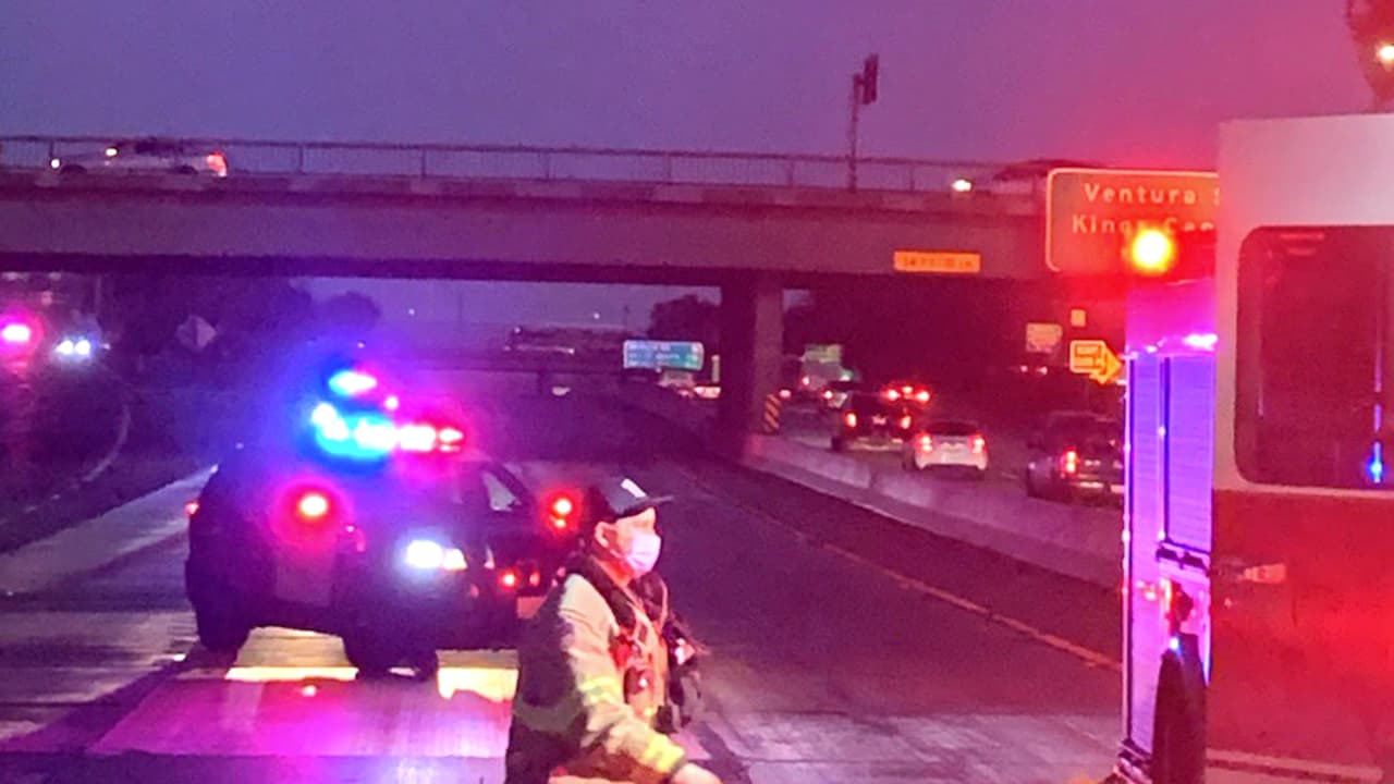 Accidente en la carretera 99 deja un muerto y gran tráfico en el área de Fresno