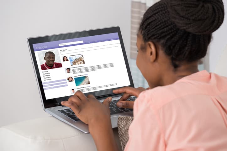 Rápidas, geolocalizadas y para todos los gustos: así son las citas online en los tiempos del #metoo