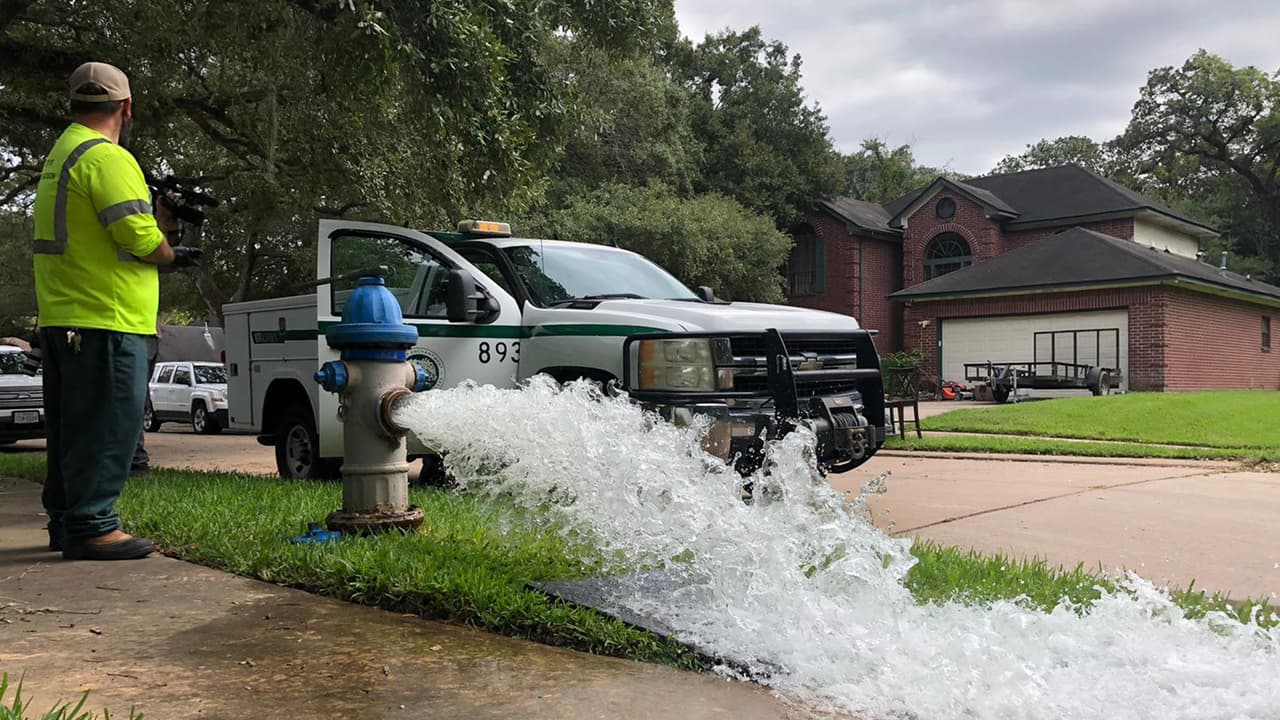 “Estamos buscando de que manera esta ameba llegó al sistema, posiblemente el agua se contaminó con una línea de riego”, indicó Modesto Mundo, administrador de la ciudad de Lake Jackson