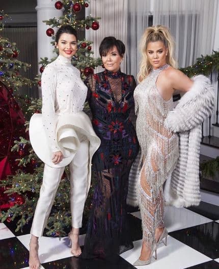 Kris Jenner ha sabido cómo mantener protegida la información de sus descendientes, por lo que obliga a las parejas de estos a firmar un contrato de confidencialidad.