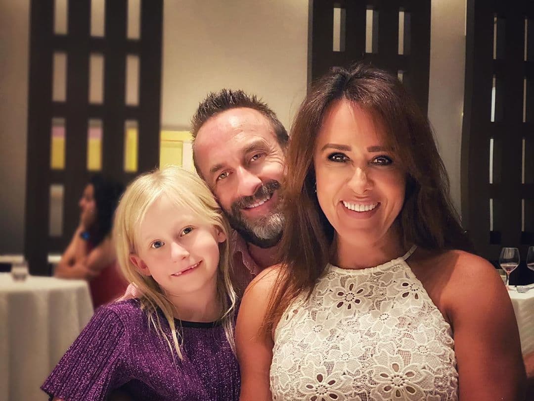 Desde antes de su compromiso en julio de este 2020, Charry ha compartido su amor por Sebastián y Zoe a través de las redes sociales.