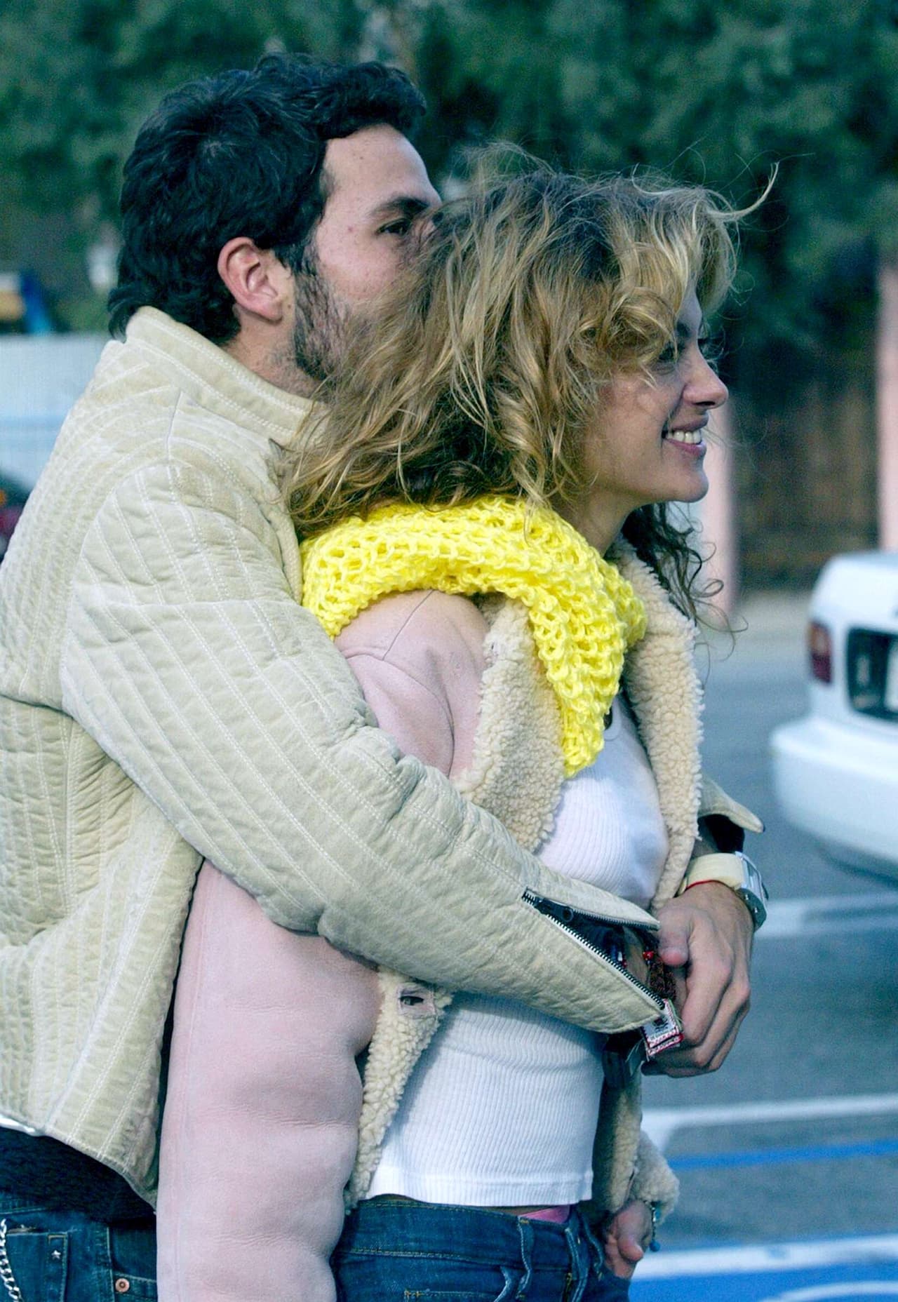 En 2004, el actor inició un noviazgo con 
<b>Paulina Rubio</b>, el cual duró año y medio. Torre mencionó a la revista People en Español que 'La Chica Dorada' era una persona muy inteligente y racional, por lo cual se la pasó muy bien en esa época.