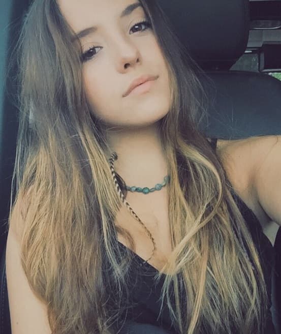 Por supuesto, teniendo a un maestro como su papi Ricardo Montaner, Evaluna ha incursionado en el canto y la actuación.