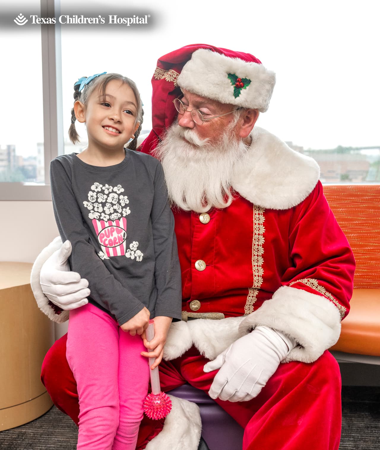 Texas Children's es el hospital pediátrico más grande del país, clasificado
<b> como uno de los mejores hospitales pediátricos del país por U.S. News & World Report y el hospital pediátrico número 1 de Texas.</b>
