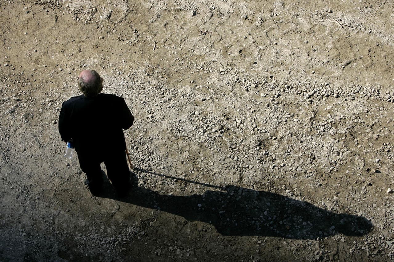 La depresión no tratada y otros problemas de salud mental también pueden amplificar una discapacidad física y disminuir la capacidad de una persona mayor de volver a la normalidad.