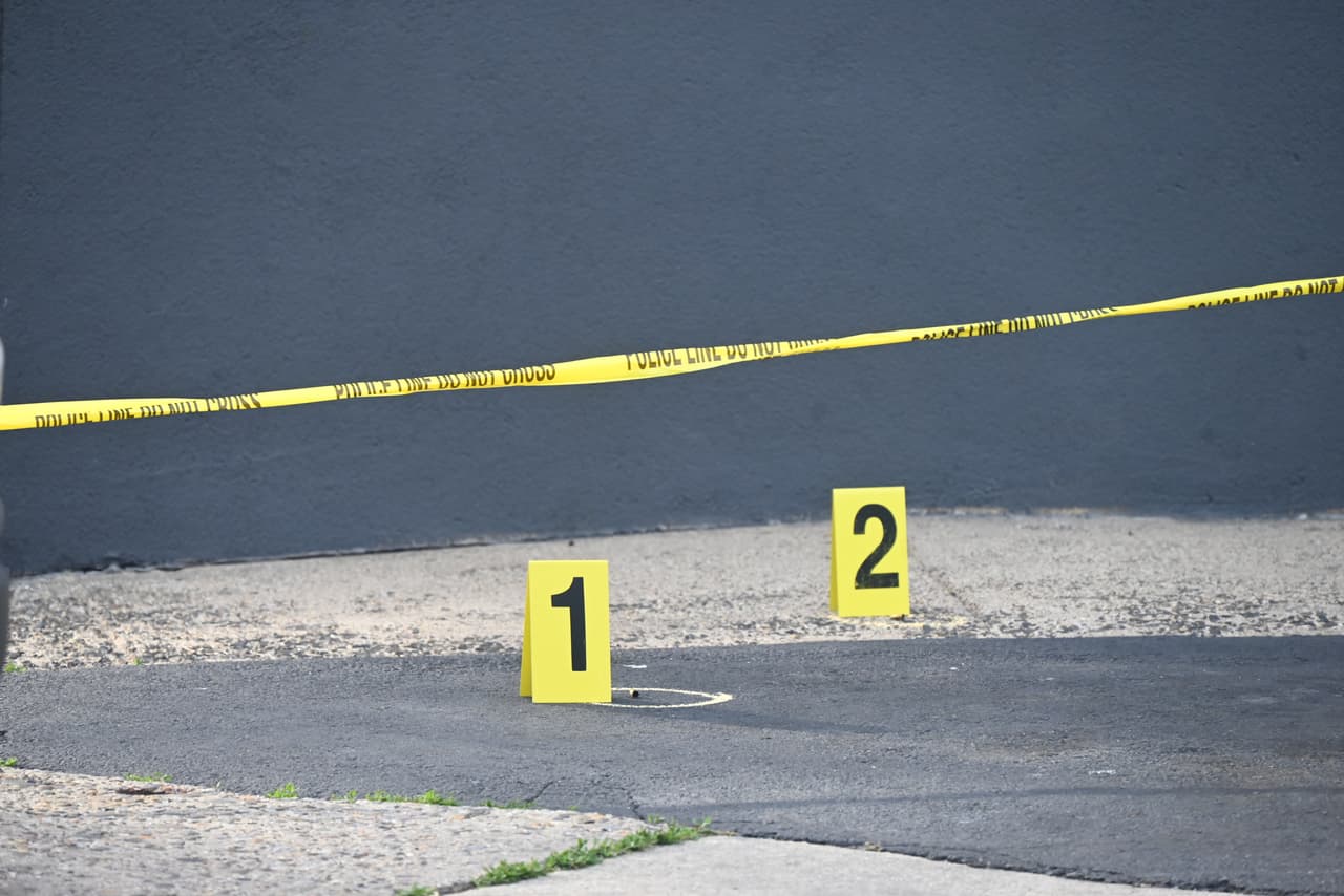 Pelea entre jóvenes detona tiroteo masivo cerca la secundaria Jefferson, en Carolina del Norte