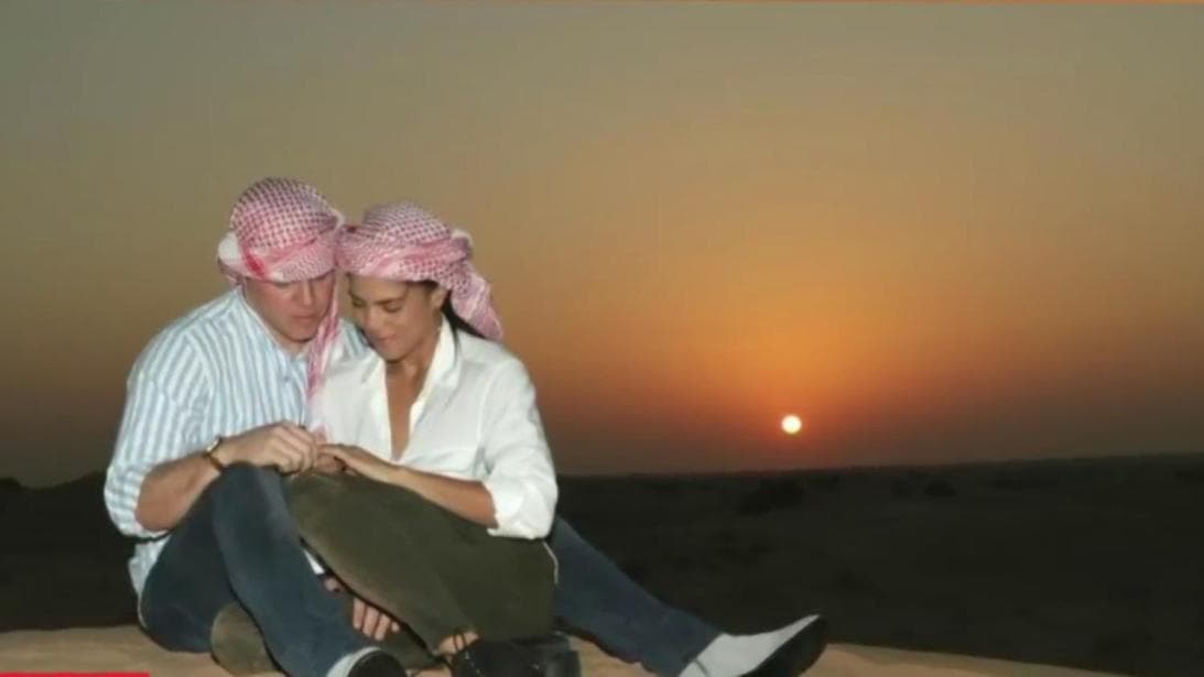 Francisca Lachapel 
<a href="https://www.univision.com/shows/despierta-america/a-un-ano-de-dar-el-si-en-dubai-francisca-reafirma-su-promesa-de-amor-a-francesco-con-un-tierno-mensaje-fotos" target="_blank">se comprometió</a> con el empresario Francesco Zampogna a finales de diciembre de 2018 en Dubái.