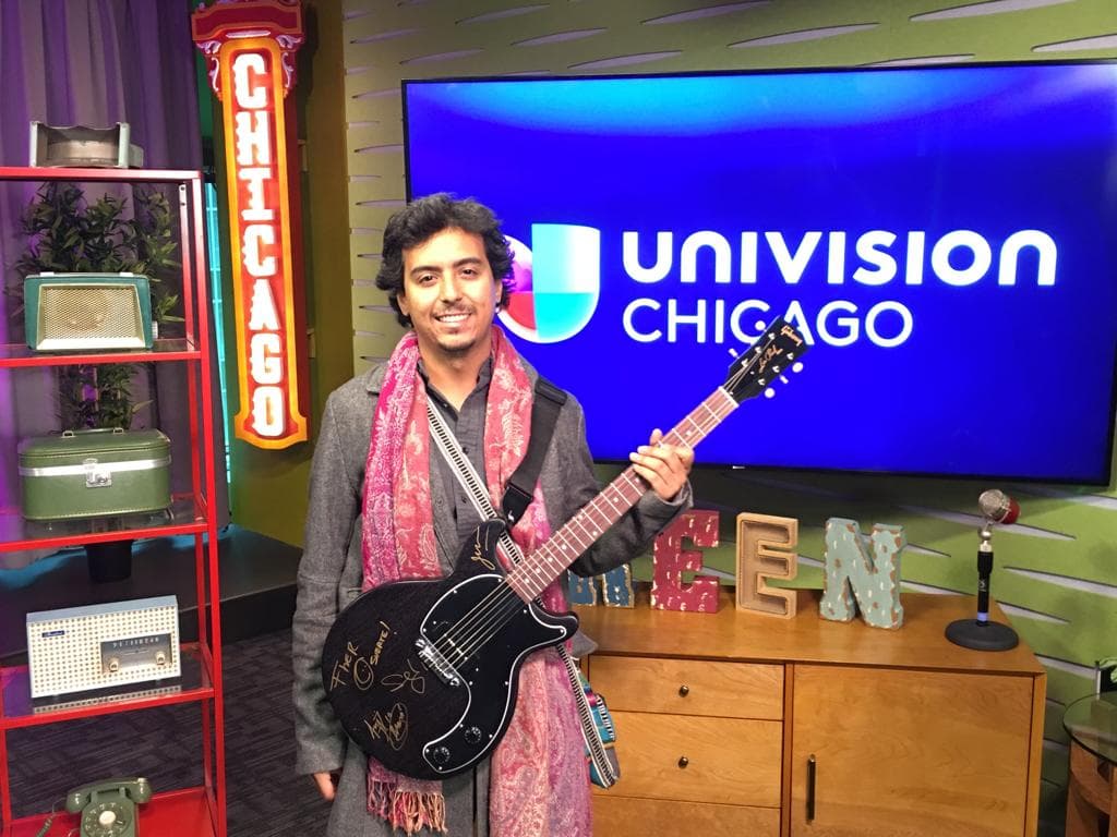 Felicidades al Ganador de la Guitarra de Maná