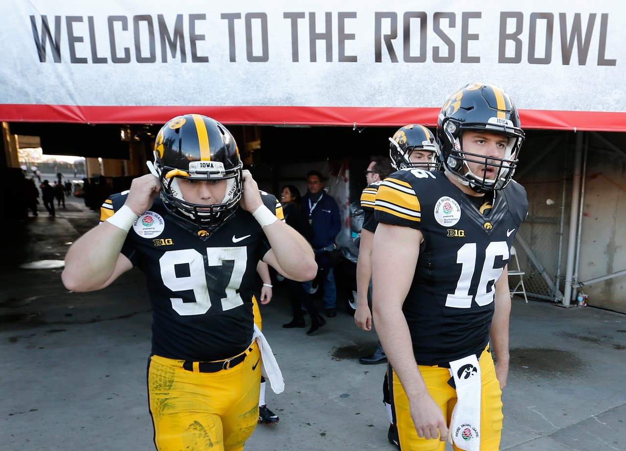 El Rose Bowl, sin duda es uno de los favoritos de la gente, aquí se ha albergado en cinco ocasiones la final del Super Bowl en 1977, 1980, 1983, 1987 y 1993.