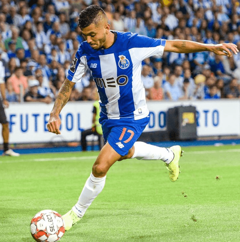 Revelan porqué Tecatito rechazó fichar con el Barcelona