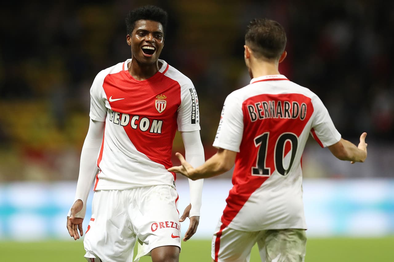 Apenas tres minutos después del empate, Jemerson puso de nuevo en ventaja al visitante al minuto 63 cuando Falcao acababa de abandonar el terreno de juego.