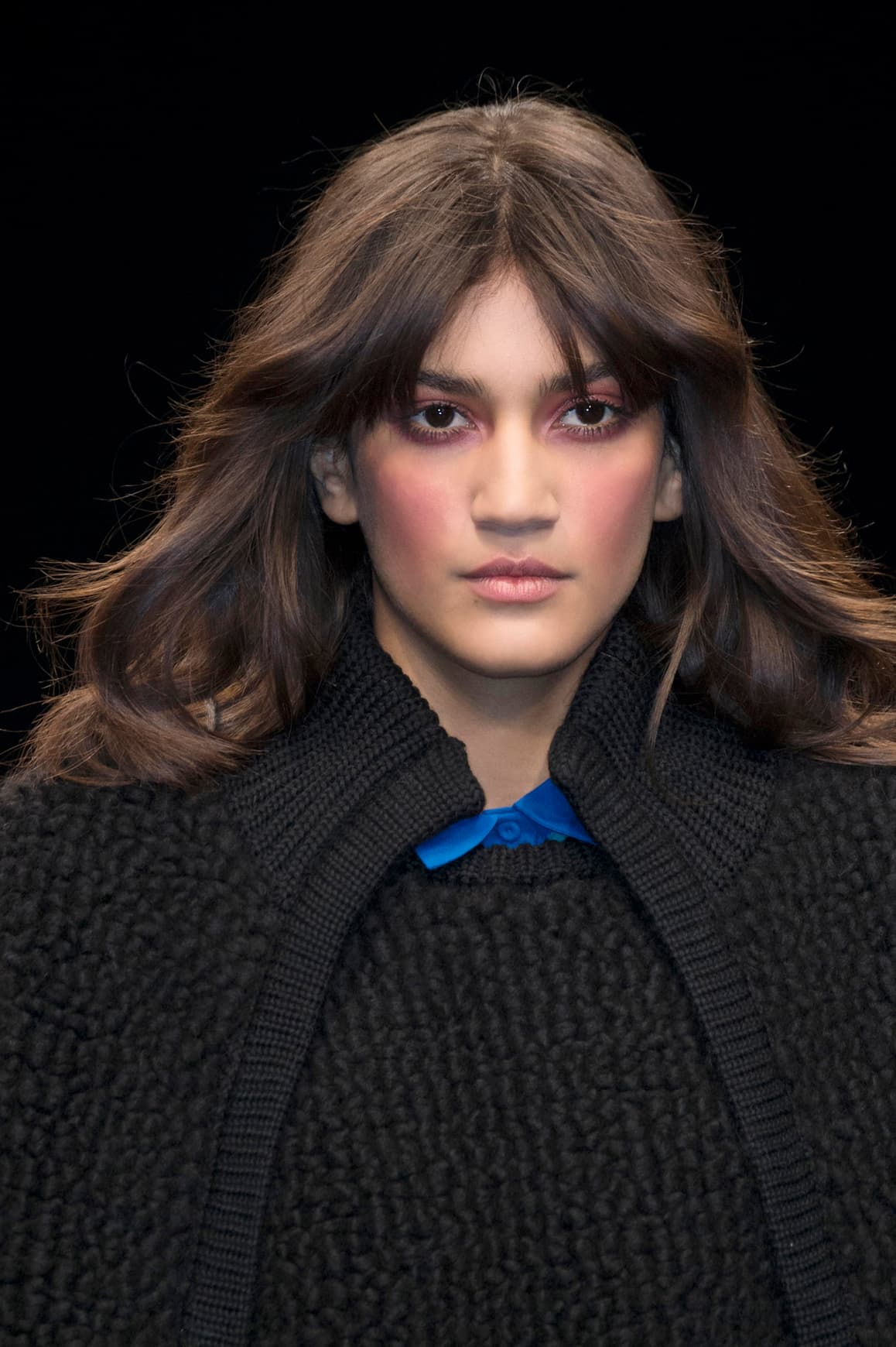 <b>Algodón de azúcar.</b> En este tipo de maquillaje predomina el rosa, se lleva en las sombras, las mejillas y los labios. No tengas miedo de saturar de color, el rosa invade las mejillas.
<br>