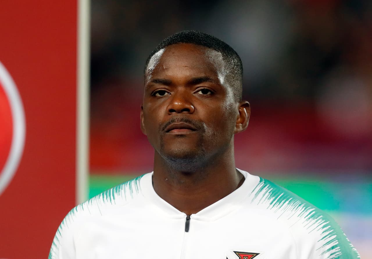 El luso William Carvalho sufre de hernia discal, por lo que quedará fuera del campo de juego por varios meses, ya que esta lesión es motivo de cirugía.