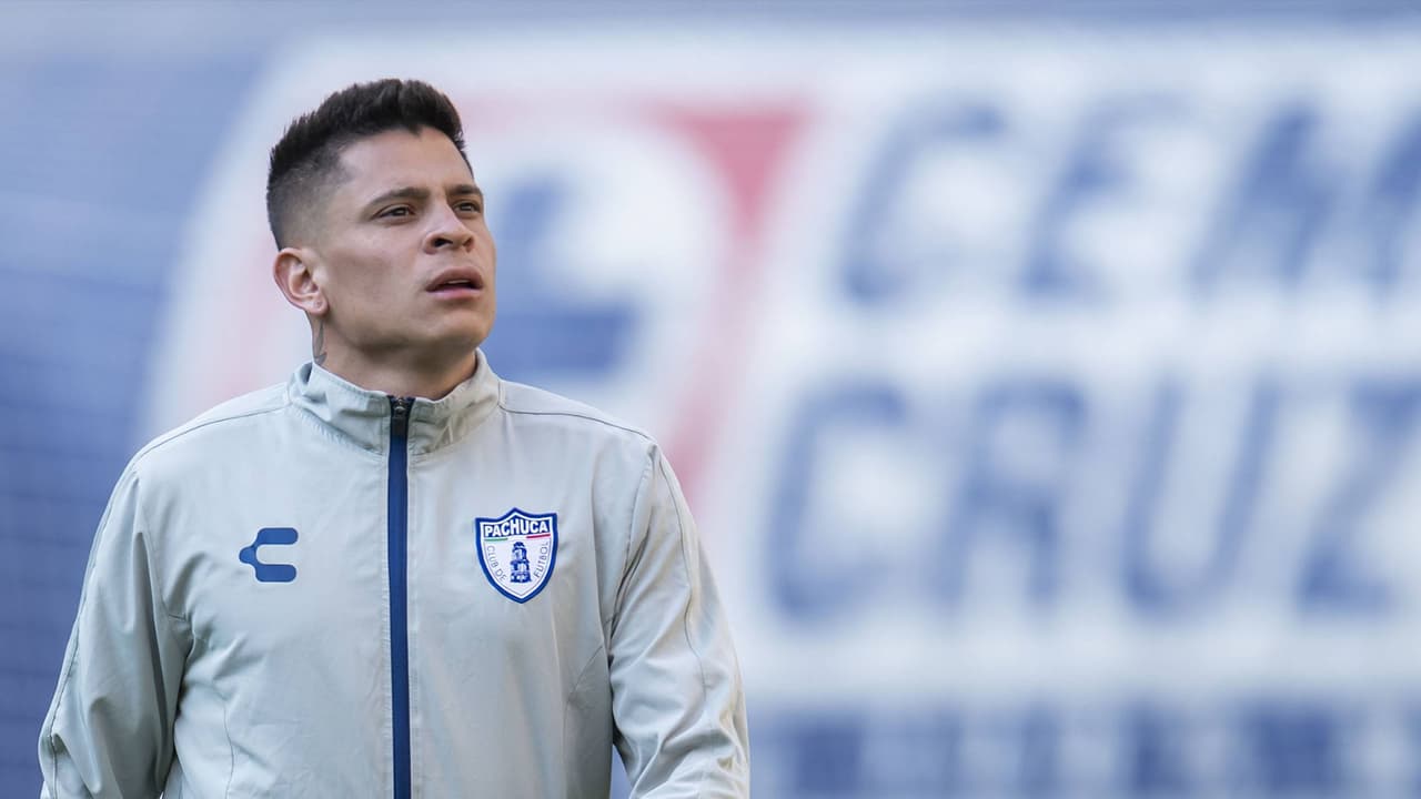 Juan Manuel Iturbe obligado a salir de Pumas