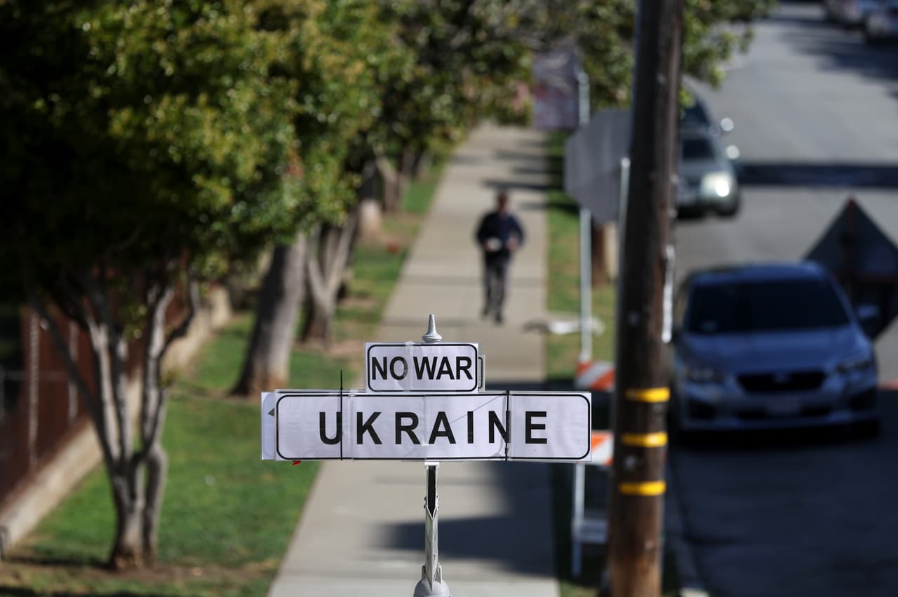 Aunque la intersección de Moscow Street y Russia Avenue se mantiene sin cambios, no así los cruces de Russia Avenue y Mission, así como Russia Avenue y Edinburgh.