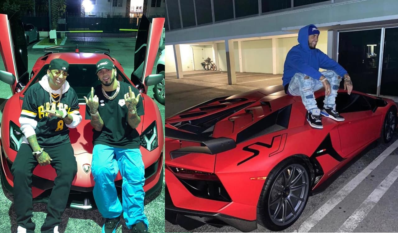 <h3 class="cms-H3-H3"><b>Superdeportivos</b></h3>
<br>
<br>
<b>Anuel AA - Lamborghini Aventador SVJ</b>
<br>
<br>Uno de los carros más espectaculares en el garaje de Anuel AA es el 
<b>Lamborghini Aventador SVJ</b>. Esta unidad en específico lleva una carrocería pintada en rojo con algunos detalles en negro. La joya italiana es uno de los más especiales del mundo, pues incorpora elementos que elevan sus prestaciones a niveles casi de competición. Su precio también refleja lo tan especial que es este superdeportivo: más de medio millón de dólares.