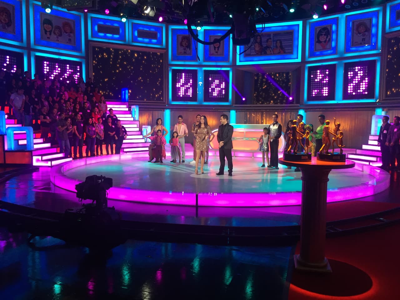 Aquí podemos ver a las parejas.