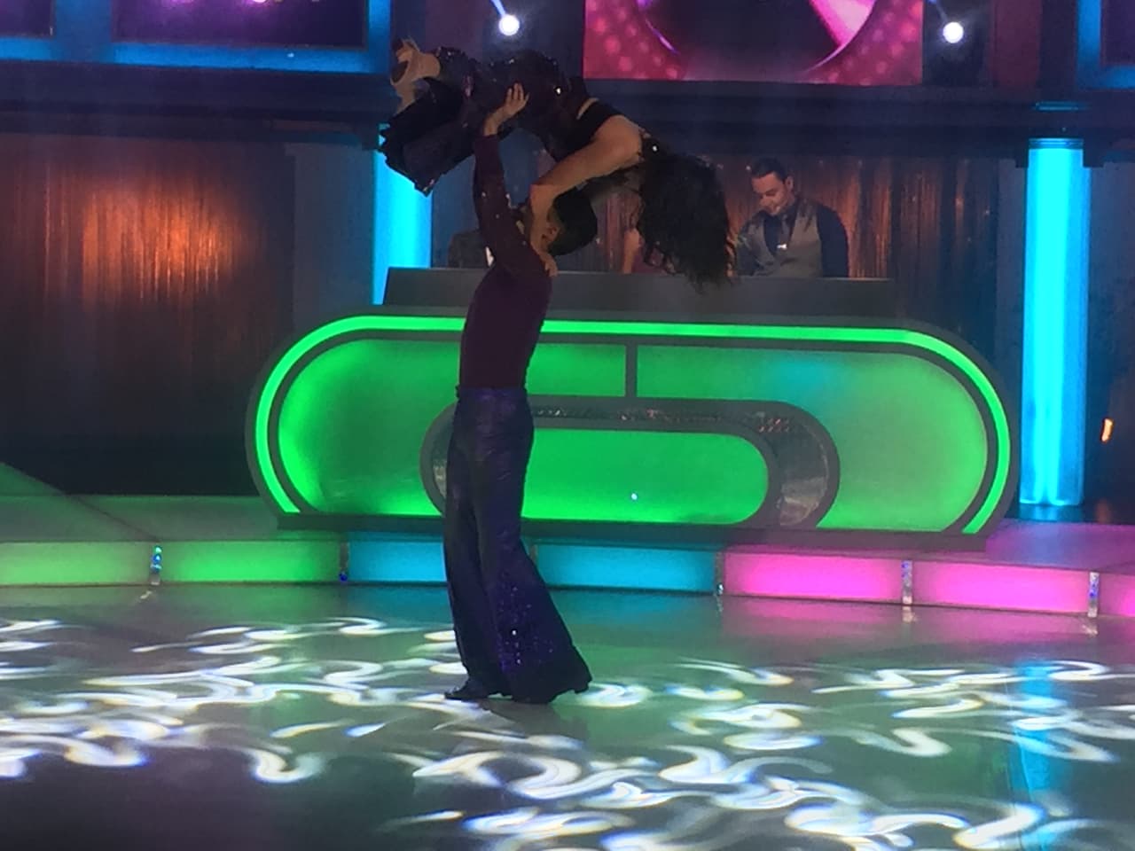 Nadie se pudo quedar sentado.