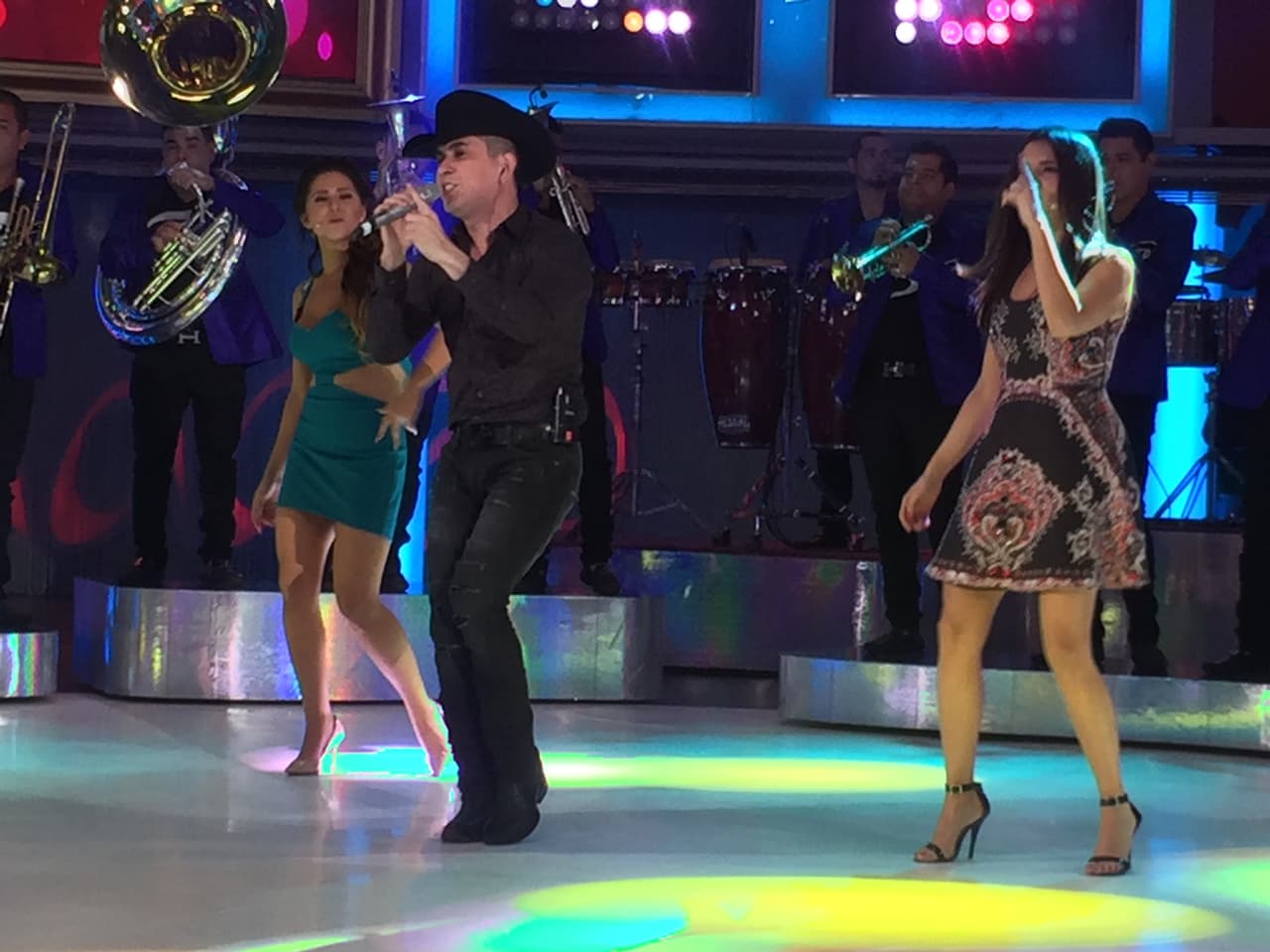 Cantó sus más grandes éxitos.