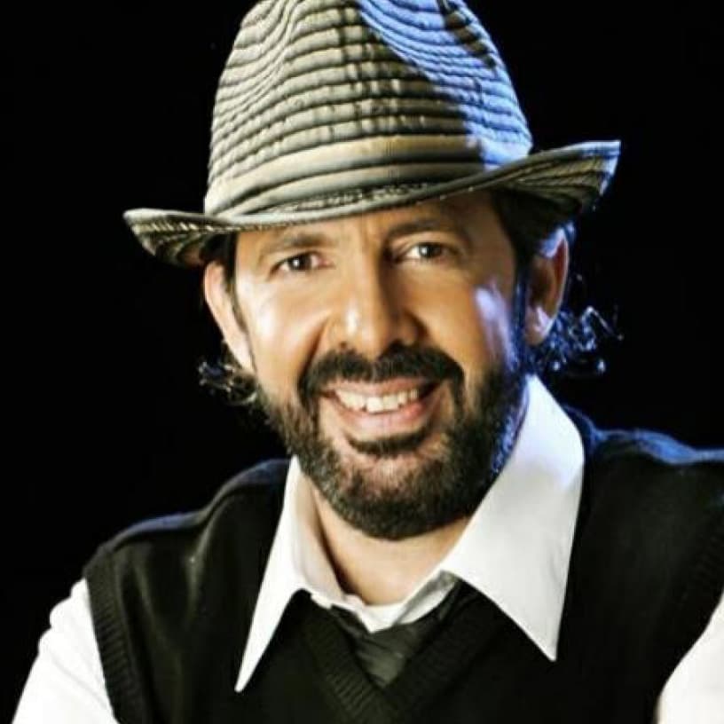 <b>2007 - Juan Luis Guerra. </b>En el 2014 sacó su último disco 
<i>Todo Tiene su Hora</i> con el que aún continua de gira exitosamente.