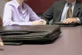 Debes tener mucho cuidado con las palabras que  usas en tu trabajo.