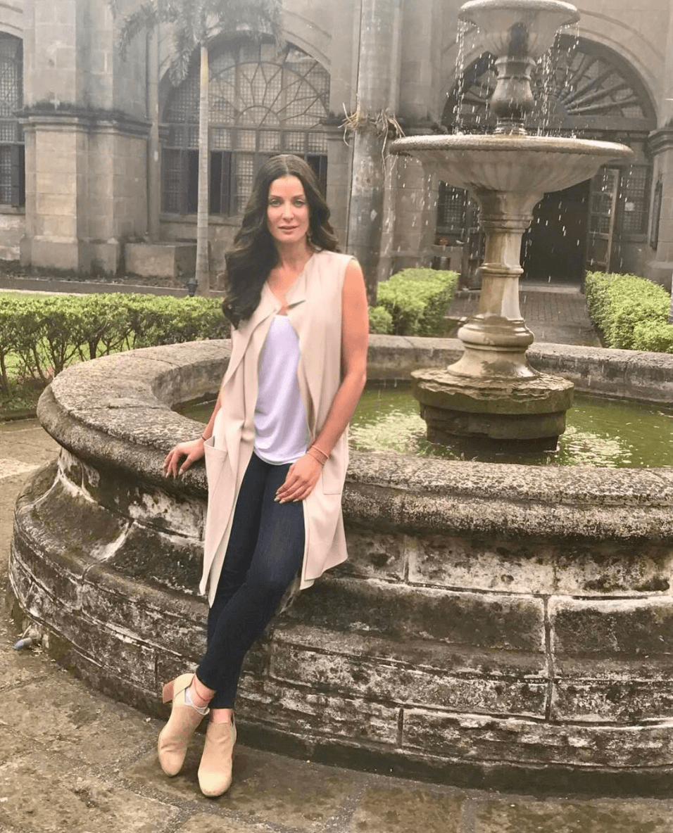 No todo ha sido trabajo durante su estadía en Manila. Dayanara Torres visitó la iglesia de San Agustín, un oasis de paz según compartió en Instagram.