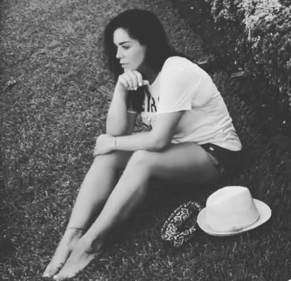 En julio de 2018 ella compartió un par de imágenes que contrastaron su imagen desde enero y hasta el verano de ese mismo año.