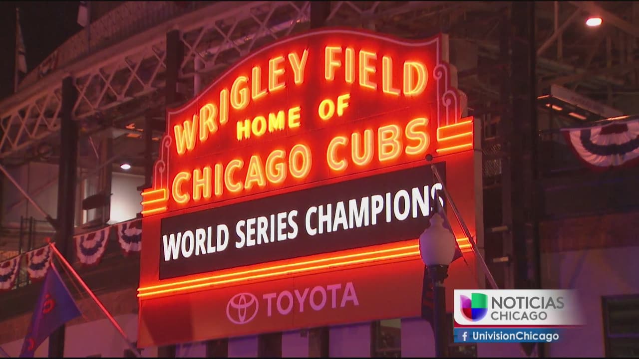La fiesta por los Cubs siguió en el Wrigley Field